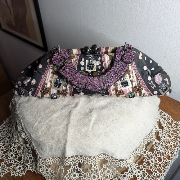 Mary Frances Handbags - Mary Frances hand bag beads fabric
